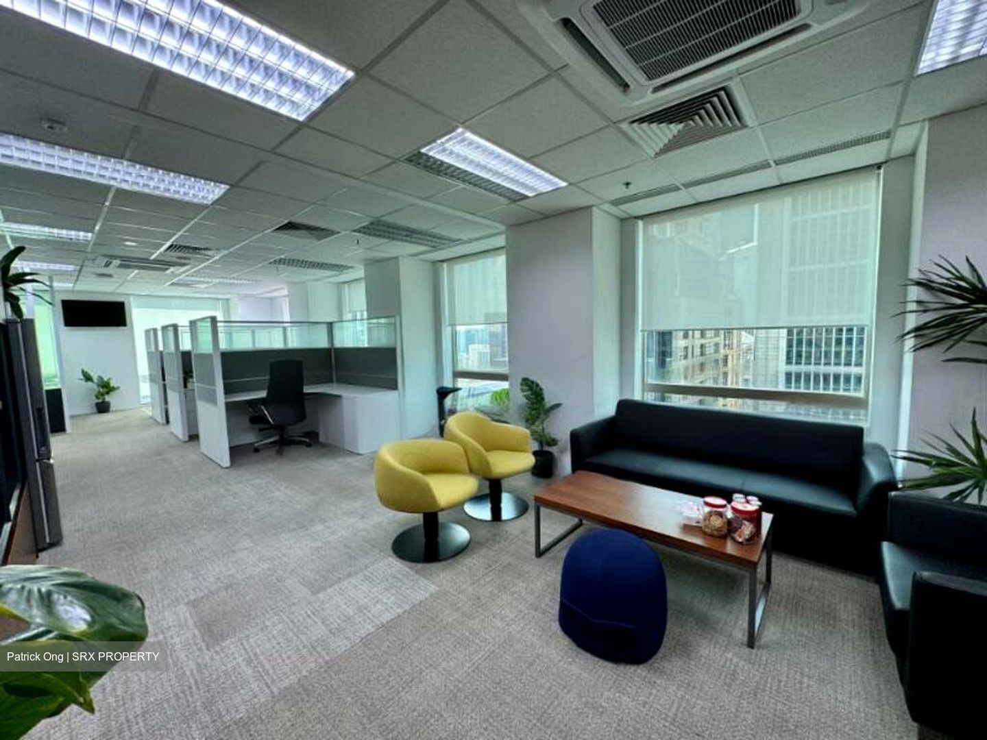 Oue Downtown (D1), Office #470080141